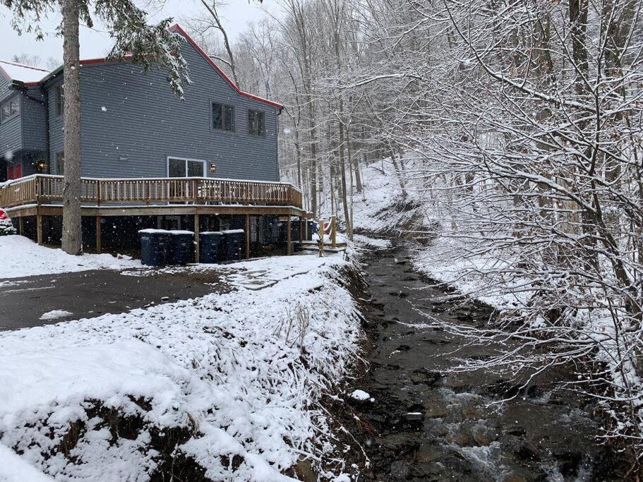 Bike, Hike & Golf Townhouse W/ Hot Tub